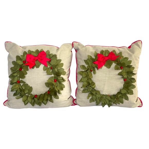 Storehouse Other - Storehouse Christmas Holiday Wreath Pillows Set Of 2 18in X 18in